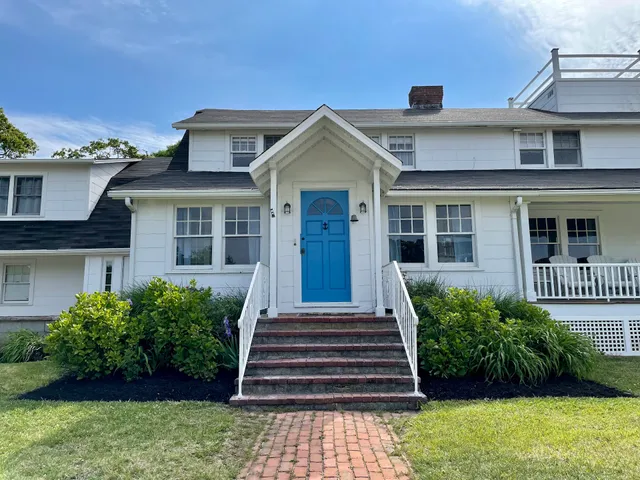 Aria & Mare Hamptons