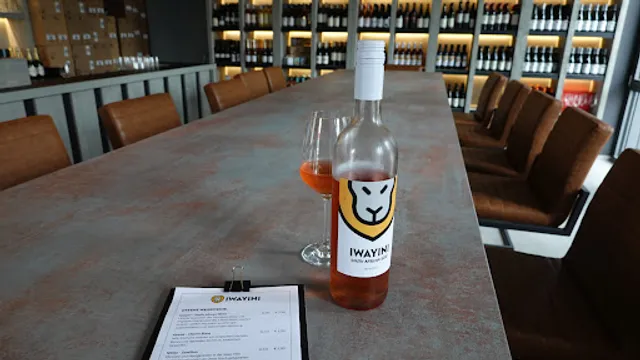 IWAYINI Weinbar und Weinhandel