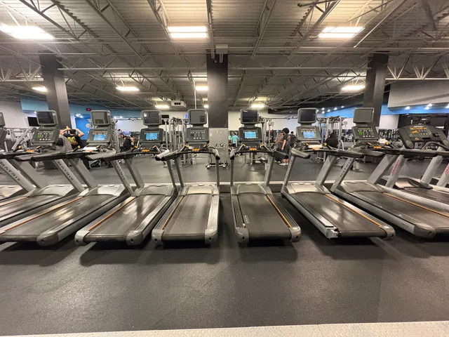 TruFit Athletic Clubs - Trenton