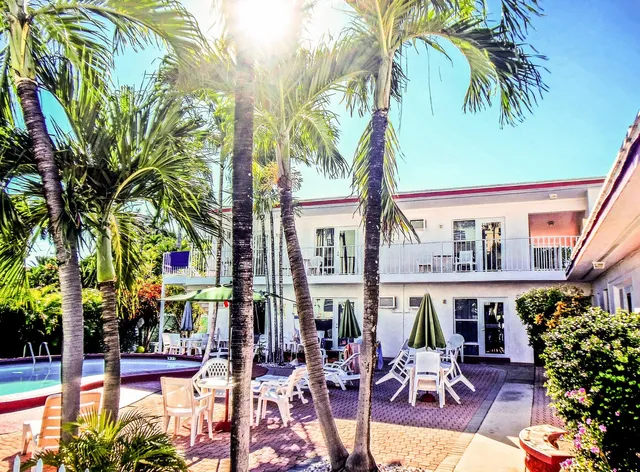 Birch Patio & Apartments