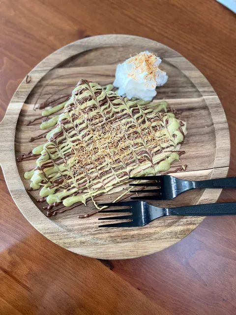 Habibi Treats - Cafe & Dessert Shop