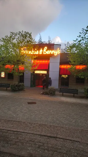 Frankie & Benny's