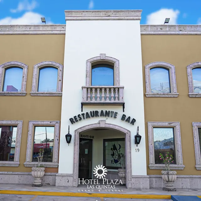 Hotel Plaza las Quintas