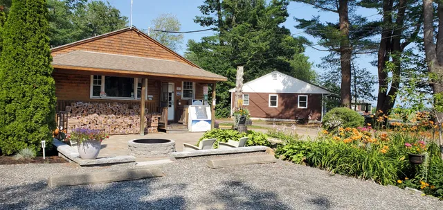 Ocean View Cottage & Camping