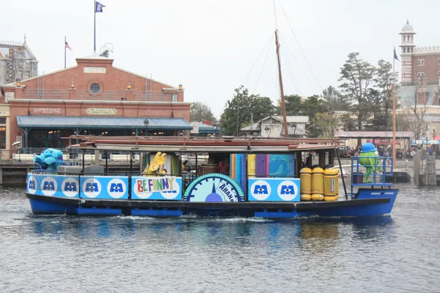DisneySea Transit Steamer Line - American Waterfront