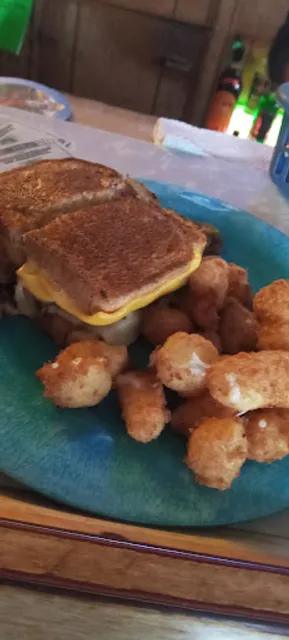 Hillstreet Bar & Grill