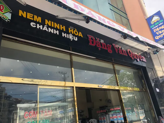 Dang Van Quyen Spring Roll Restaurant