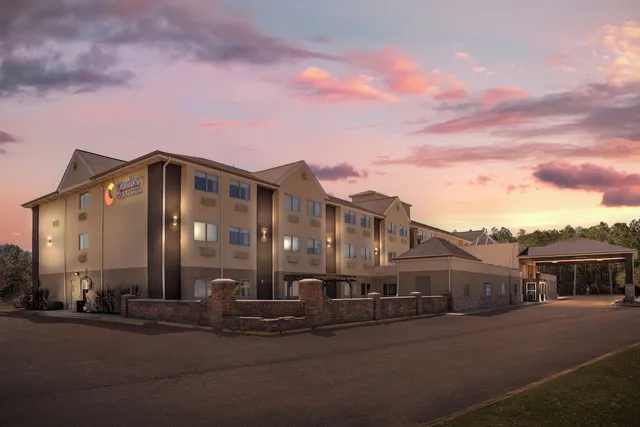 Comfort Inn & Suites Crystal Inn Sportsplex