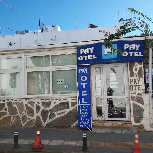 Pay Hotel