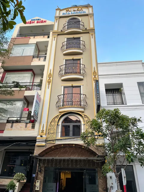 Mi Lan Diamond Hotel