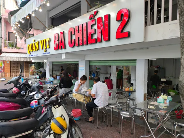 Quán vịt ba chiến