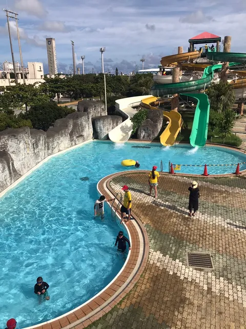 Nishizaki Recreation Pool