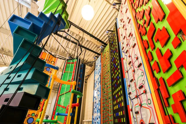 HAPIK Salle d'escalade 100% fun