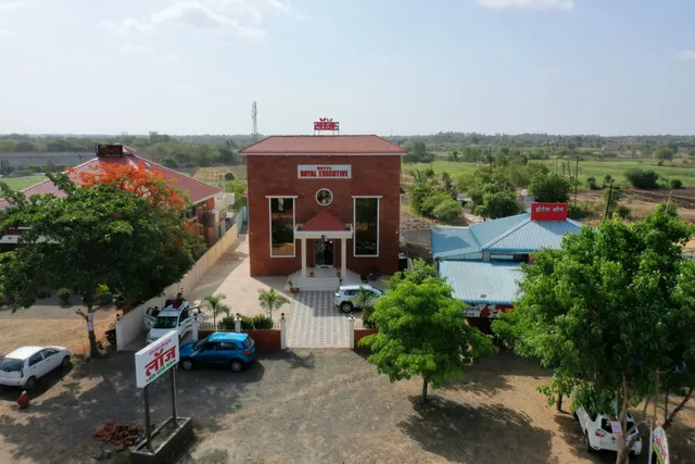 Hotel Royal Executive (LODGING)