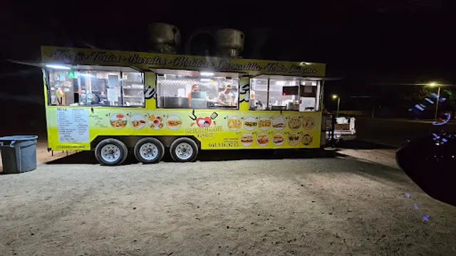 Birria tacos el gerry