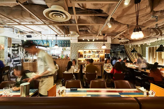 Gumbo & Oyster Bar - Lumine EST Shinjuku