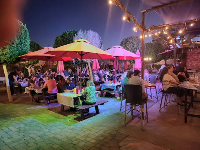 Edelweiss Biergarten