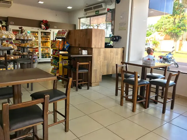 Panificadora e Confeitaria A Casa Do Pão