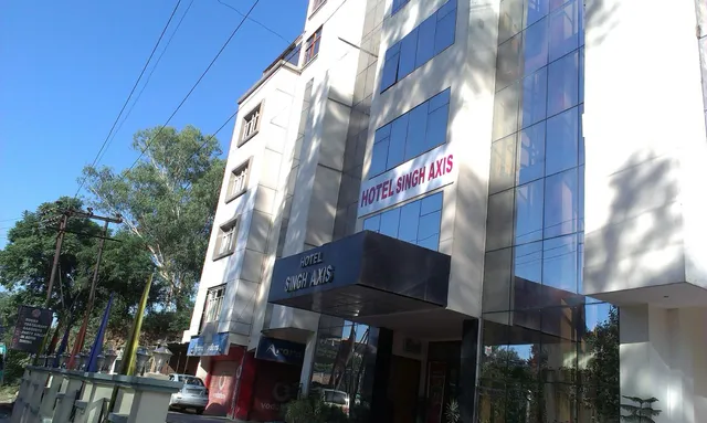 Hotel Singh Axis