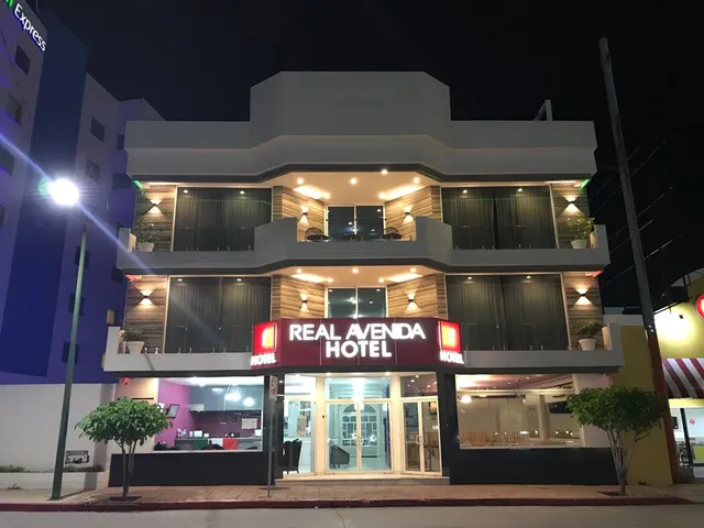 Real Avenida Hotel