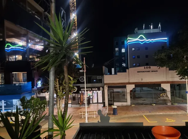 Loft 109 Backpackers