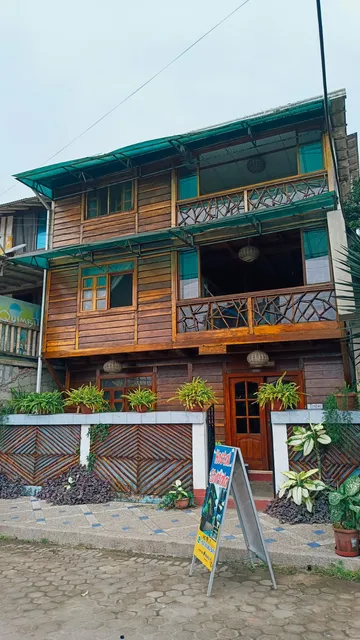 Hostal Shirlala