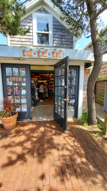 Tu Tu Tu Kitchen Cottage