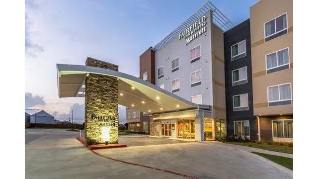 Fairfield by Marriott Inn & Suites Bay City