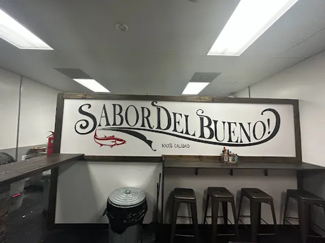 Mariscos Don Julio, Boaz