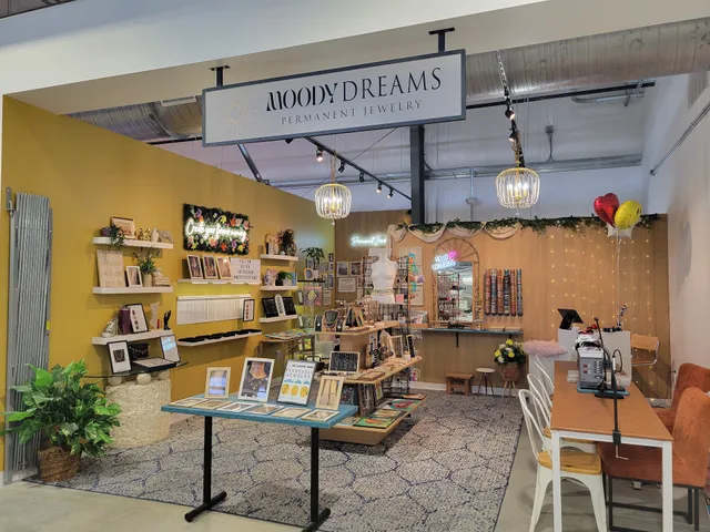 Moody Dreams Permanent Jewelry