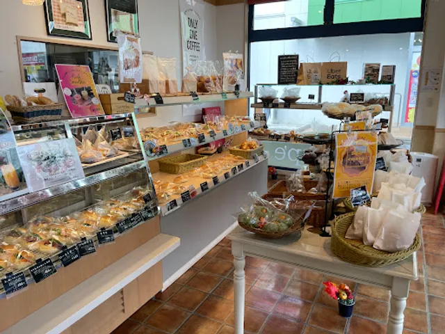 カフェ・ド・パリ