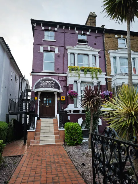 Crompton Guest House