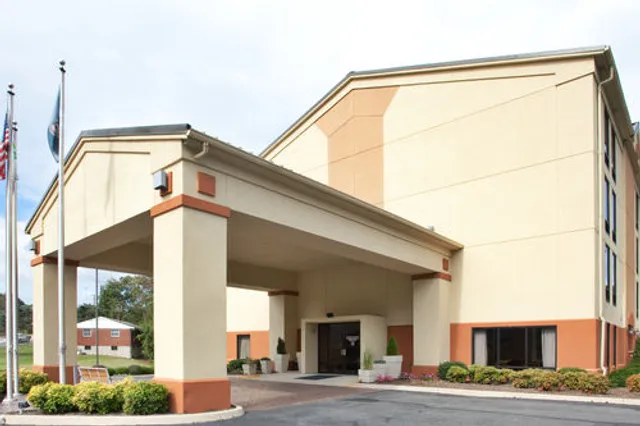 Holiday Inn Express Covington