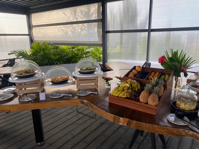 ROOFTOP (Restaurant - Bar & Lounge)