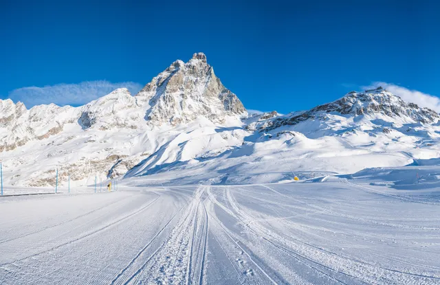 Cervinia-Ski-In-Ski-Out