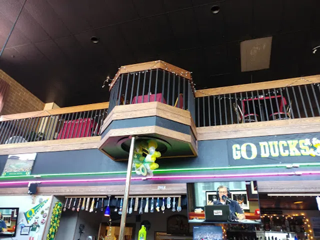 Teri's on Broadway - Teri's Restaurant