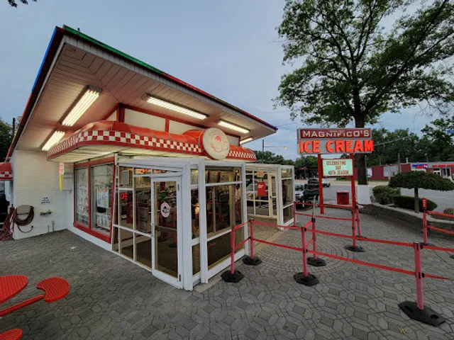 Magnifico's Ice Cream