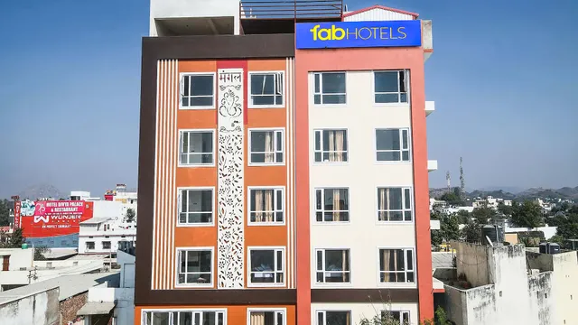 FabHotel Prime The Royal Galaxy - Hotel in Fateh Sagar Rd