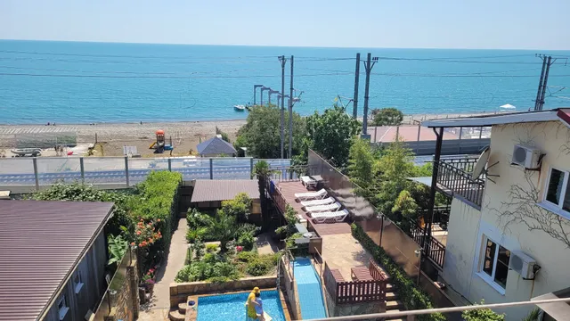 Samotlor, Guest House