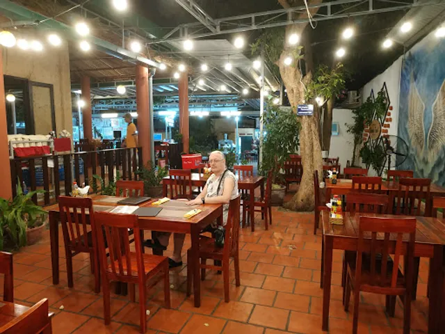 PANDA RESTAURANT "CƠM NÊU GIA ĐÌNH"