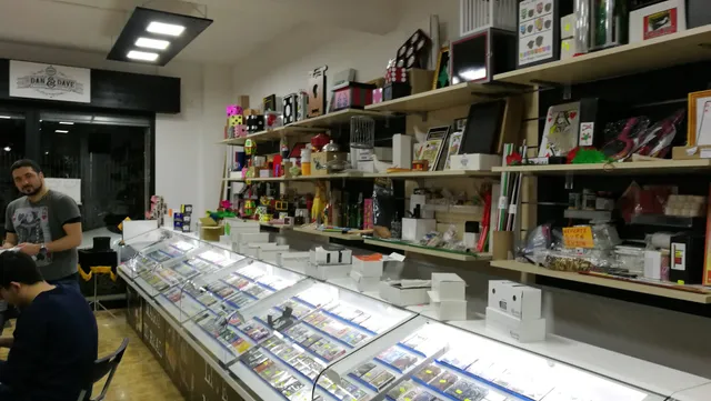 Fabbrica Magia solo spedizioni no negozio pubblico