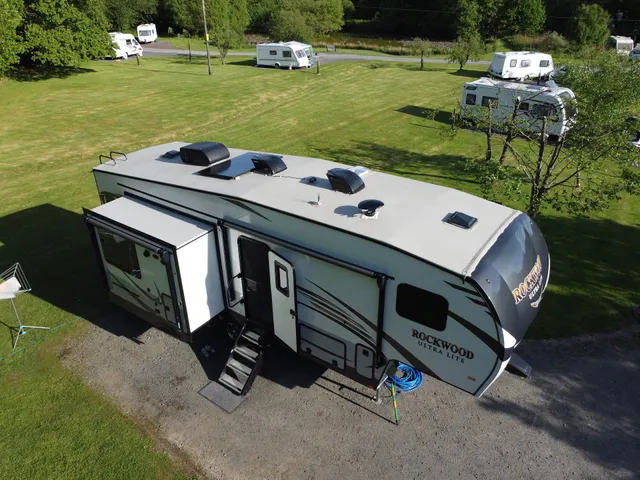 Cwmcuttan Caravan Site