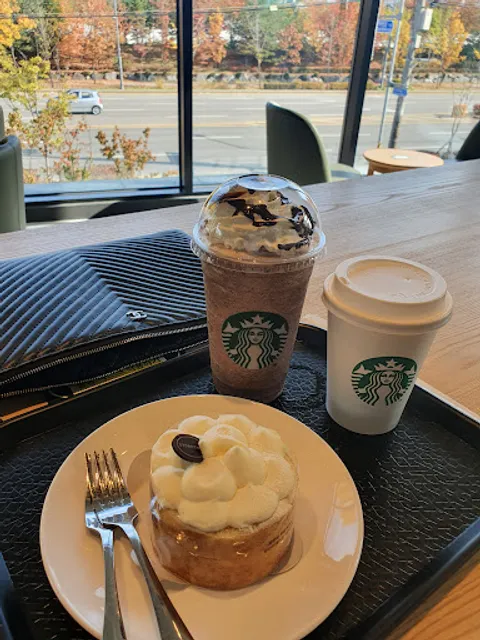 스타벅스 수원세류역DT점