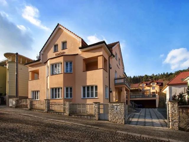 Villa Marion