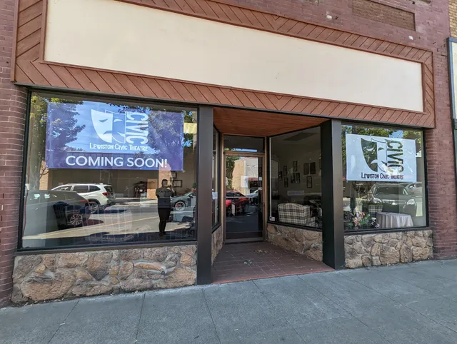 Lewiston Civic Theatre