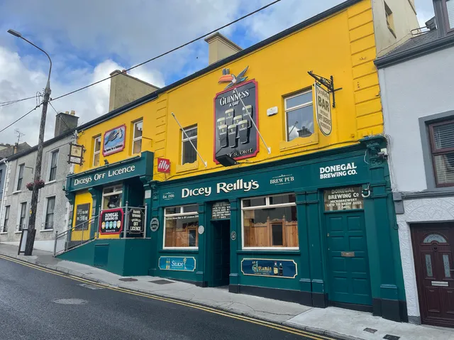 Dicey Reilly’s Pub, Off-Licence, Microbrewery & Beer Garden