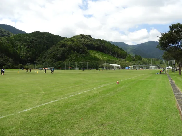 Nakayae Ryokuchi Park