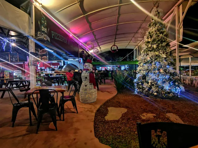El Cantón Pizzería a la Leña