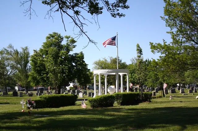 Elmlawn Memorial Park