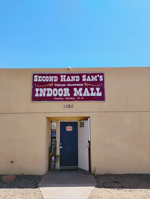 Second Hand Sam's Indoor Mall